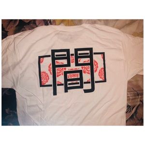 Brand New never worn Graphic Tee Short Sleeve